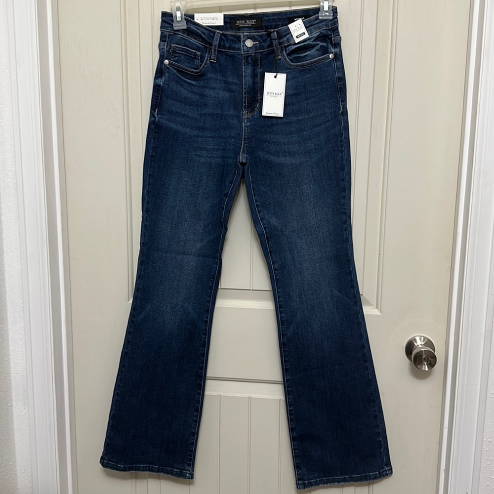 Just blue bootcut, 31 inch inseam, midrise.